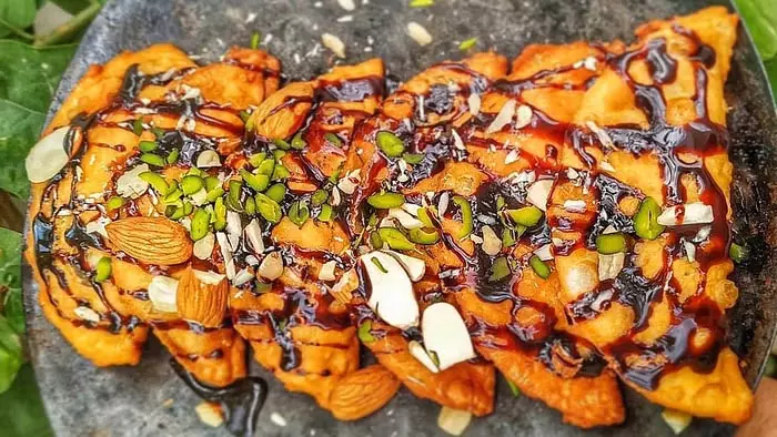 Chocolate Gujiya Recipe: इस होली मावे की जगह बनाएं चॉकलेट गुजिया Chocolate Gujiya Recipe: इस होली मावे की जगह बनाएं चॉकलेट गुजिया