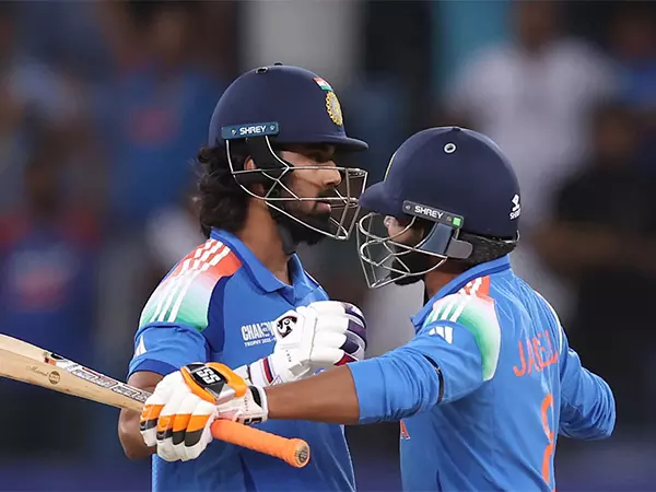 Dubai में चैंपियंस ट्रॉफी 2025 के फाइनल से पहले भारत शीर्ष फॉर्म में Dubai में चैंपियंस ट्रॉफी 2025 के फाइनल से पहले भारत शीर्ष फॉर्म में