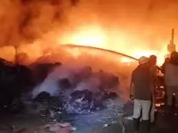 Kota: प्लास्टिक फैक्ट्री में आग लगने से करोड़ों का नुकसान हुआ Kota: प्लास्टिक फैक्ट्री में आग लगने से करोड़ों का नुकसान हुआ