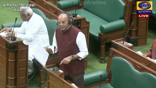 अजय चंद्राकर भड़के, मंत्री समझ नहीं पा रहे थे सवाल को! अजय चंद्राकर भड़के, मंत्री समझ नहीं पा रहे थे सवाल को!