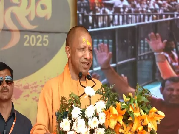 अयोध्या और प्रयागराज के बाद अब मथुरा में विकास की बारी: होली से पहले CM योगी अयोध्या और प्रयागराज के बाद अब मथुरा में विकास की बारी: होली से पहले CM योगी