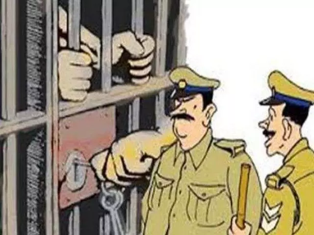 Meerut: एसटीएफ ने दो हथियार तस्करों को गिरफ्तार किया Meerut: एसटीएफ ने दो हथियार तस्करों को गिरफ्तार किया