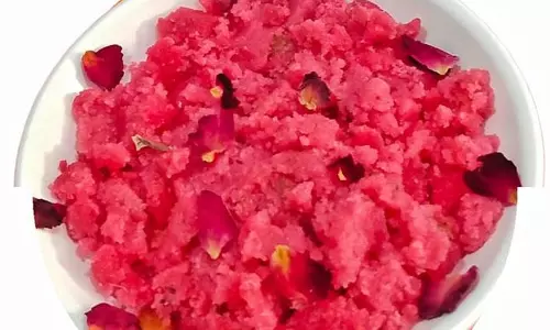 Strawberry Pudding:  इससे आपकी मीठे की लालसा शांत होगी
