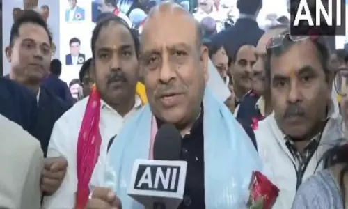 दिल्ली विधानसभा अध्यक्ष Vijender Gupta ने कहा- डबल इंजन वाली सरकार अपना काम कर रही दिल्ली विधानसभा अध्यक्ष Vijender Gupta ने कहा- डबल इंजन वाली सरकार अपना काम कर रही