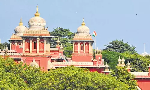 Tamil Nadu: मद्रास उच्च न्यायालय ने एक ही एफआईआर में लगातार जमानत याचिकाओं पर फैसला सुनाया Tamil Nadu: मद्रास उच्च न्यायालय ने एक ही एफआईआर में लगातार जमानत याचिकाओं पर फैसला सुनाया