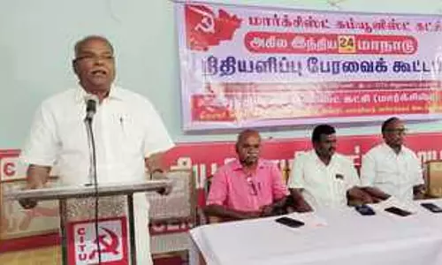 तमिलनाडु के लिए द्विभाषी नीति सर्वोत्तम है: K. Balakrishnan तमिलनाडु के लिए द्विभाषी नीति सर्वोत्तम है: K. Balakrishnan