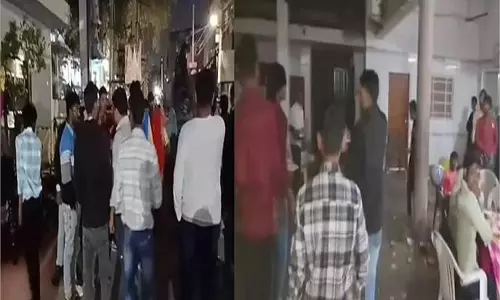 Haryana : अंगूठी पहनाने की रस्म के दौरान अफरा-तफरी Haryana : अंगूठी पहनाने की रस्म के दौरान अफरा-तफरी