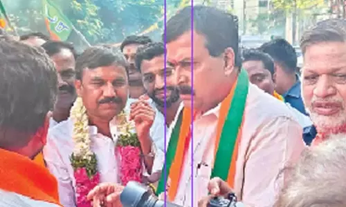 Telangana: एमएलसी की जीत पर भाजपा कार्यकर्ताओं में जश्न का माहौल Telangana: एमएलसी की जीत पर भाजपा कार्यकर्ताओं में जश्न का माहौल