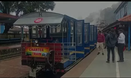 Tamil Nadu: डॉक्टरों की एक टीम ने किराये की पर्वतीय रेलगाड़ी से यात्रा की