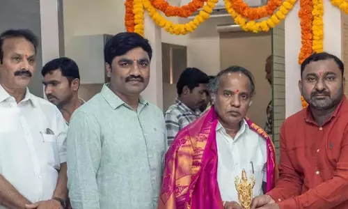 Andhra: स्क्वायर एजुकेशनल कंसल्टेंसी का उद्घाटन Andhra: स्क्वायर एजुकेशनल कंसल्टेंसी का उद्घाटन