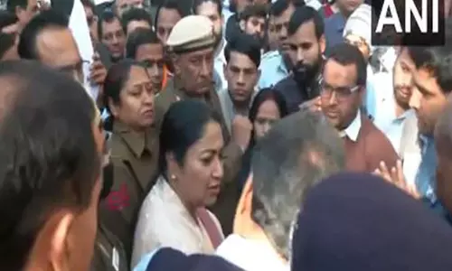 दिल्ली सरकार अस्पतालों के पास जन औषधि केंद्र खोलेगी: CM Rekha Gupta