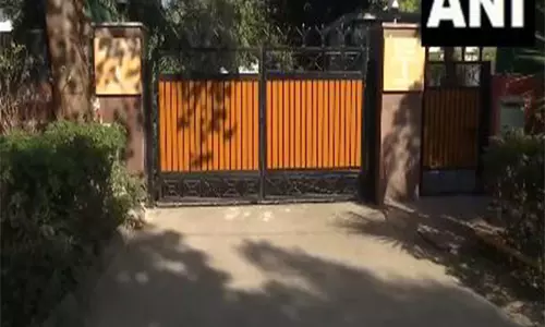 BJP के दिनेश शर्मा और कृष्ण पाल गूजर ने अपने आवासों के नाम बदले