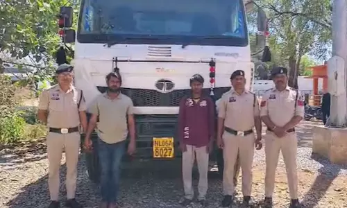 खराब हाइवा चुराए, दो अरेस्ट और तीन फरार खराब हाइवा चुराए, दो अरेस्ट और तीन फरार