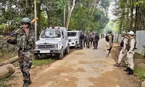 मणिपुर में अलग-अलग अभियानों में पांच उग्रवादी गिरफ्तार मणिपुर में अलग-अलग अभियानों में पांच उग्रवादी गिरफ्तार