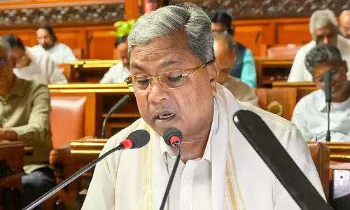 युवनिधि के साथ-साथ भविष्य कौशल प्रशिक्षण: CM Siddaramaiah युवनिधि के साथ-साथ भविष्य कौशल प्रशिक्षण: CM Siddaramaiah
