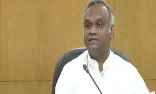 देश के मौजूदा संकट पर कोई बहस नहीं हो रही: औरंगजेब विवाद के बीच प्रियांक खड़गे ने मीडिया पर निशाना साधा देश के मौजूदा संकट पर कोई बहस नहीं हो रही: औरंगजेब विवाद के बीच प्रियांक खड़गे ने मीडिया पर निशाना साधा