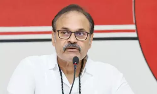 Andhra: कोनिडेला नागाबाबू ने एमएलए कोटा एमएलसी उम्मीदवार के रूप में नामांकन किया Andhra: कोनिडेला नागाबाबू ने एमएलए कोटा एमएलसी उम्मीदवार के रूप में नामांकन किया
