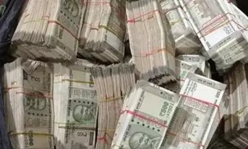 कार से डेढ़ लाख की चोरी, ट्रांसपोर्टर निशाने पर बदमाशों के कार से डेढ़ लाख की चोरी, ट्रांसपोर्टर निशाने पर बदमाशों के