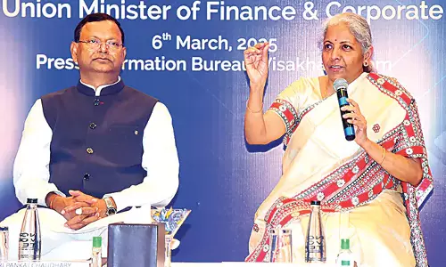 Nirmala Sitharaman : निर्यातकों के हितों को प्राथमिकता दी जा रही
