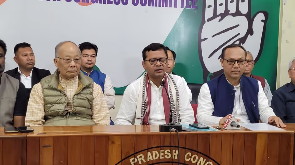 Manipur में राष्ट्रपति शासन की निंदा की, इसे ‘अभूतपूर्व और दुर्भाग्यपूर्ण’ बताया Manipur में राष्ट्रपति शासन की निंदा की, इसे ‘अभूतपूर्व और दुर्भाग्यपूर्ण’ बताया