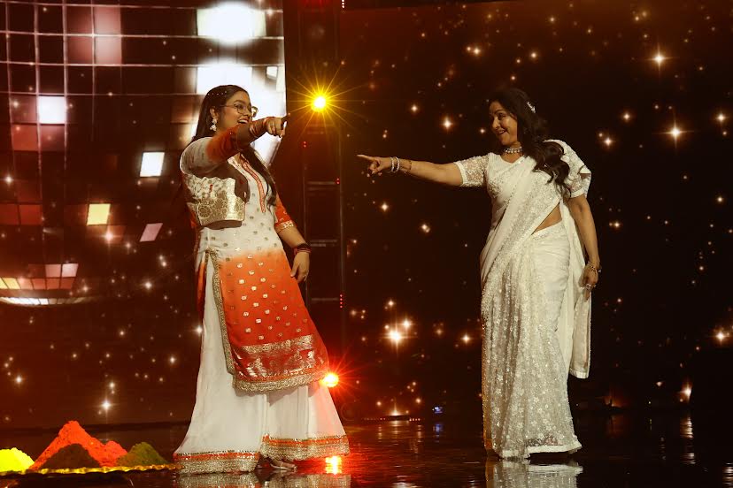 Indian Idol 15: बिग बी और शत्रुघ्न अभिनीत नसीब साइन करने से डर गई थीं हेमा मालिनी, किया खुलासा