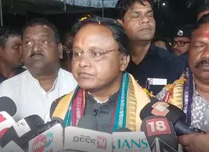 ओडिशा : संबलपुर में सीएम माझी ने जन औषधि केंद्र का किया उद्घाटन ओडिशा : संबलपुर में सीएम माझी ने जन औषधि केंद्र का किया उद्घाटन