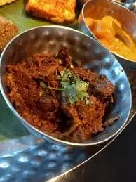 Odisha: मटन की जगह परोसा गया बीफ,होटल में बवाल Odisha: मटन की जगह परोसा गया बीफ,होटल में बवाल