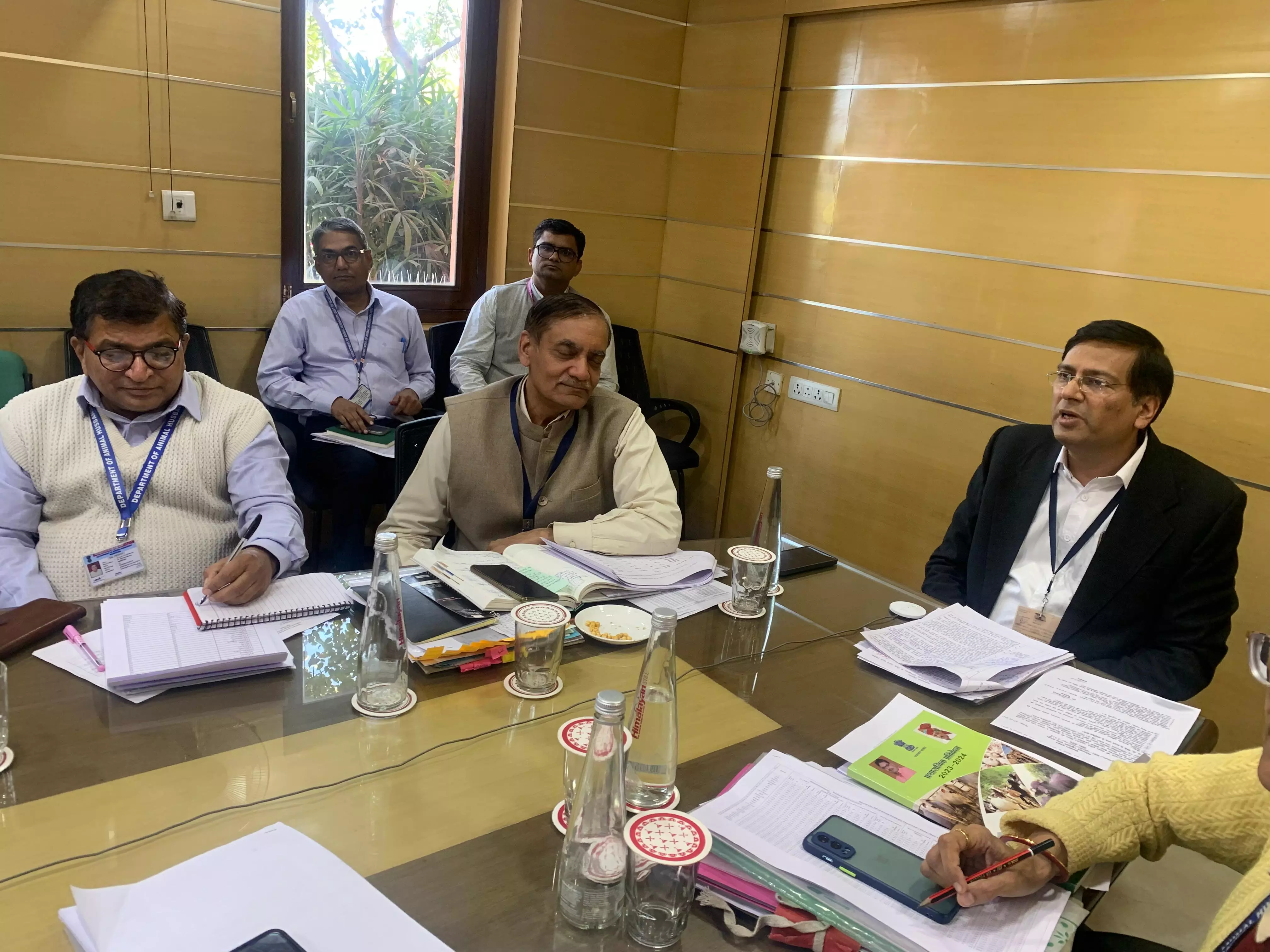 Jaipur: मुख्यमंत्री मंगला पशु बीमा योजना में विभाग की बड़ी उपलब्धि Jaipur: मुख्यमंत्री मंगला पशु बीमा योजना में विभाग की बड़ी उपलब्धि