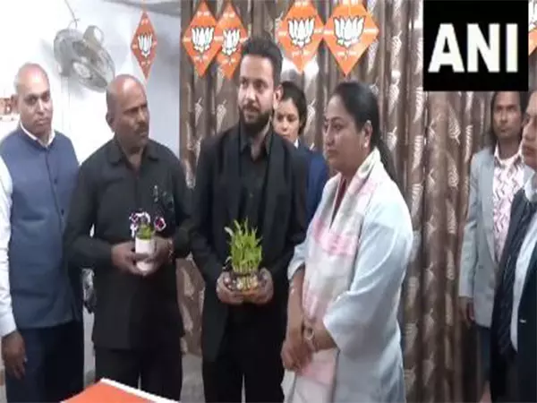 अंतर्राष्ट्रीय महिला दिवस पर Delhi CM ने कहा- बेटियों को आत्मनिर्भर बनाना होगा अंतर्राष्ट्रीय महिला दिवस पर Delhi CM ने कहा- बेटियों को आत्मनिर्भर बनाना होगा