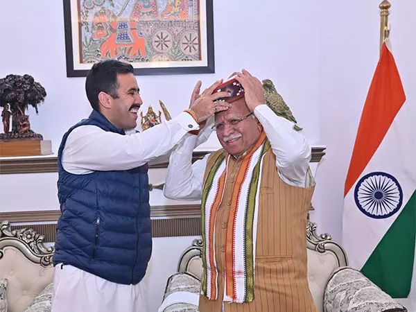 हिमाचल मंत्री ने केंद्रीय मंत्री Khattar से शहरी चुनौती निधि में निर्धारित मानदंडों में ढील देने का आग्रह किया हिमाचल मंत्री ने केंद्रीय मंत्री Khattar से शहरी चुनौती निधि में निर्धारित मानदंडों में ढील देने का आग्रह किया