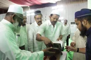 विजय ने चेन्नई में इफ्तार का आयोजन किया विजय ने चेन्नई में इफ्तार का आयोजन किया