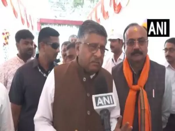 BJP सांसद रविशंकर प्रसाद ने ताड़ी पर अपनी टिप्पणी को लेकर तेजस्वी यादव पर कटाक्ष किया BJP सांसद रविशंकर प्रसाद ने ताड़ी पर अपनी टिप्पणी को लेकर तेजस्वी यादव पर कटाक्ष किया