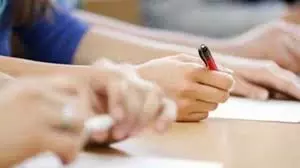 Jaunpur: यूपी बोर्ड परीक्षा के आठवें दिन अंग्रेजी विषय में साढ़े तीन हजार ने छोड़ी परीक्षा Jaunpur: यूपी बोर्ड परीक्षा के आठवें दिन अंग्रेजी विषय में साढ़े तीन हजार ने छोड़ी परीक्षा