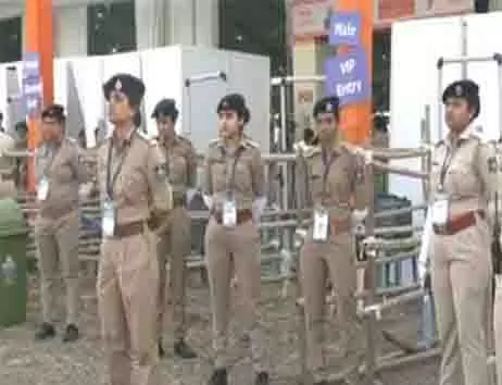 PM Modi के दौरे से पहले नवसारी में सुरक्षा व्यवस्था की कमान महिला पुलिस अधिकारियों ने संभाली PM Modi के दौरे से पहले नवसारी में सुरक्षा व्यवस्था की कमान महिला पुलिस अधिकारियों ने संभाली