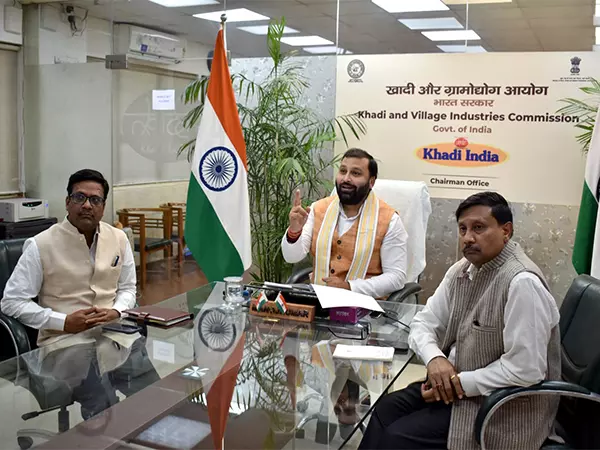 महाकुंभ में खादी उत्पादों की 12.02 करोड़ रुपये की ऐतिहासिक बिक्री हुई: KVIC अध्यक्ष महाकुंभ में खादी उत्पादों की 12.02 करोड़ रुपये की ऐतिहासिक बिक्री हुई: KVIC अध्यक्ष