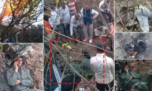 हरियाणा के पंचकूला में वायुसेना का जगुआर विमान दुर्घटनाग्रस्त हरियाणा के पंचकूला में वायुसेना का जगुआर विमान दुर्घटनाग्रस्त