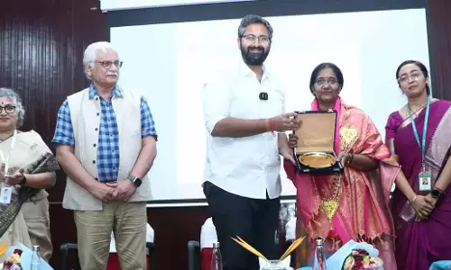 Andhra: समान अवसर महिला सशक्तिकरण सुनिश्चित करते Andhra: समान अवसर महिला सशक्तिकरण सुनिश्चित करते