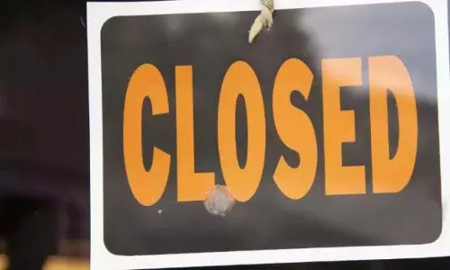 Odisha: पुरी प्रशासन ने गोमांस के आरोपों के बीच सड़क किनारे भोजनालय को बंद कराया Odisha: पुरी प्रशासन ने गोमांस के आरोपों के बीच सड़क किनारे भोजनालय को बंद कराया