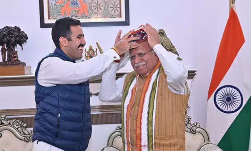 हिमाचल मंत्री ने केंद्रीय मंत्री Khattar से शहरी चुनौती निधि में निर्धारित मानदंडों में ढील देने का आग्रह किया