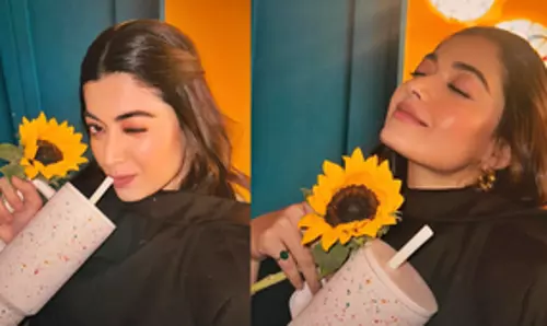 Rashmika Mandanna ने थोड़ा और दयालु बनने का आग्रह किया Rashmika Mandanna ने थोड़ा और दयालु बनने का आग्रह किया