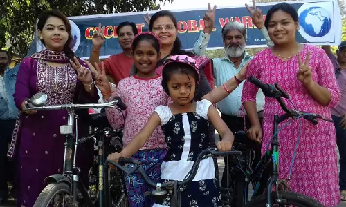 अंतरराष्ट्रीय महिला दिवस पर साइकिलिस्ट ग्लोबल वारियर अभियान