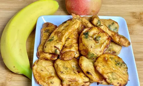 सेब और केले की पकौड़ी रेसिपी