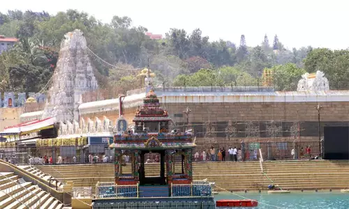Andhra: तिरुमाला श्रीवारी सलाकटला थेप्पोत्सवम के लिए सब कुछ तैयार