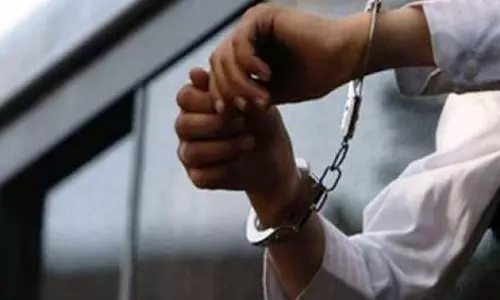 Saharanpur: पुलिस ने एक शातिर नशा तस्कर को दबोचा