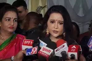 महिलाओं के साथ अपराध करने वालों के खिलाफ होनी चाहिए सख्त कार्रवाई : अमृता फडणवीस महिलाओं के साथ अपराध करने वालों के खिलाफ होनी चाहिए सख्त कार्रवाई : अमृता फडणवीस