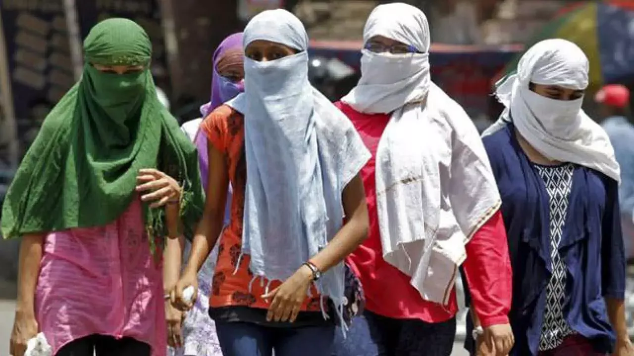 Odisha: अगले पांच दिनों में दिन का तापमान 3-5 डिग्री सेल्सियस बढ़ने की संभावना Odisha: अगले पांच दिनों में दिन का तापमान 3-5 डिग्री सेल्सियस बढ़ने की संभावना