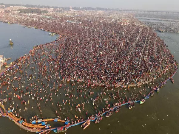 CPCB की नई रिपोर्ट में गंगा के पानी को नहाने लायक बताया गया, लेकिन आंकड़ों में भिन्नता की बात कही गई CPCB की नई रिपोर्ट में गंगा के पानी को नहाने लायक बताया गया, लेकिन आंकड़ों में भिन्नता की बात कही गई