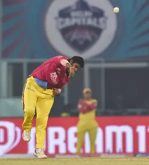 मुझे नहीं लगता कि हम कभी मैच में दबाव में थे : दीप्ति मुझे नहीं लगता कि हम कभी मैच में दबाव में थे : दीप्ति
