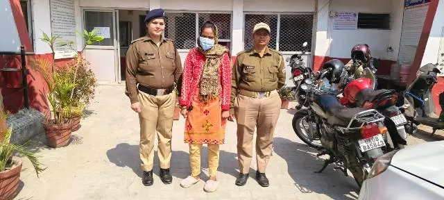 Haridwar: मां ने अपनी ही जुड़वा बच्चियों को मौत की नींद सुला दिया, महिला गिरफ्तार Haridwar: मां ने अपनी ही जुड़वा बच्चियों को मौत की नींद सुला दिया, महिला गिरफ्तार