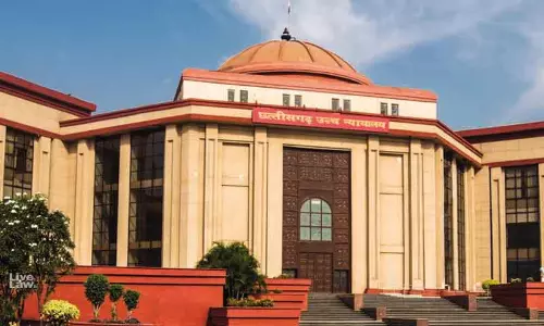 बेटी का आरोप हाईकोर्ट में झूठा करार, दुष्कर्म में फंसे पिता को राहत बेटी का आरोप हाईकोर्ट में झूठा करार, दुष्कर्म में फंसे पिता को राहत